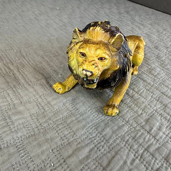 Vintage Toy Animal Lion Figure 90s 80s Plastic Rubber PVC Yellow Roaring - Picture 3 of 9